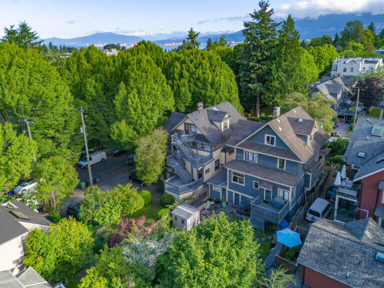 2590 West 5
