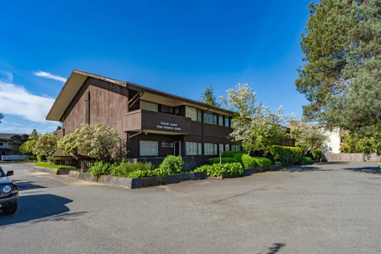 Cedar Court Apt.