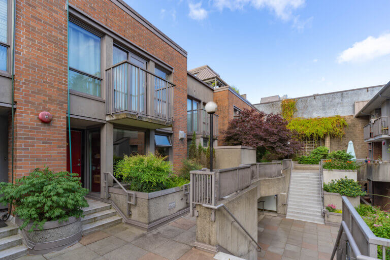 Newpointe Terrace Rental