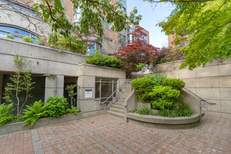 Newpointe Terrace Rental