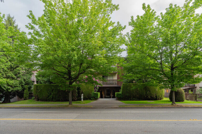 Ravenscroft Apts.