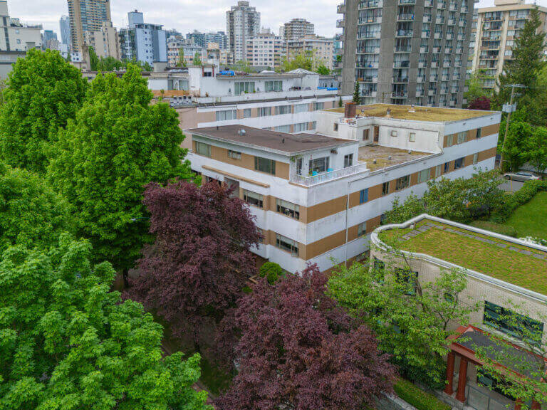 Sandra Apts.