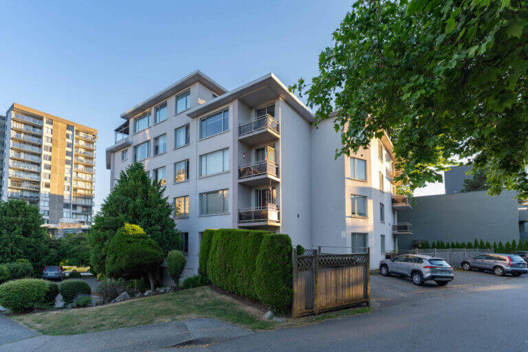 Viscount Apartment