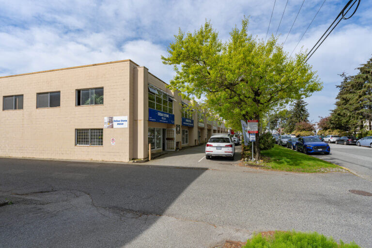 11460 Voyageur Way