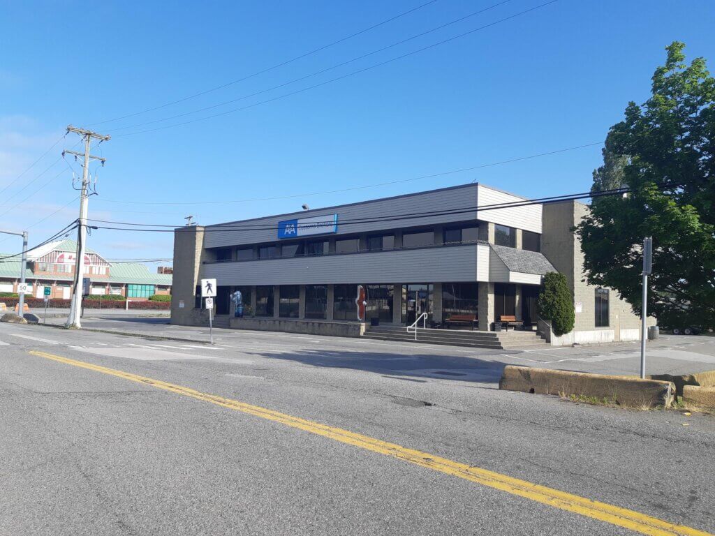 120 176 Street other photo