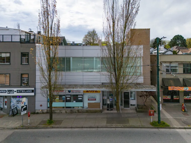 1816-1818 West Broadway