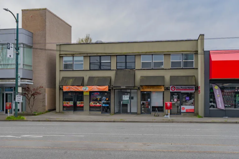 1826-1828 West Broadway