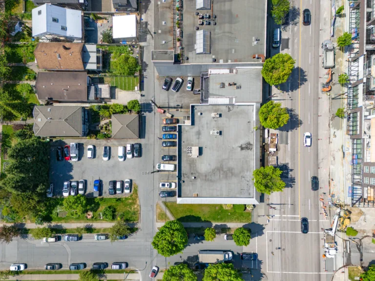 2586 E. Hastings