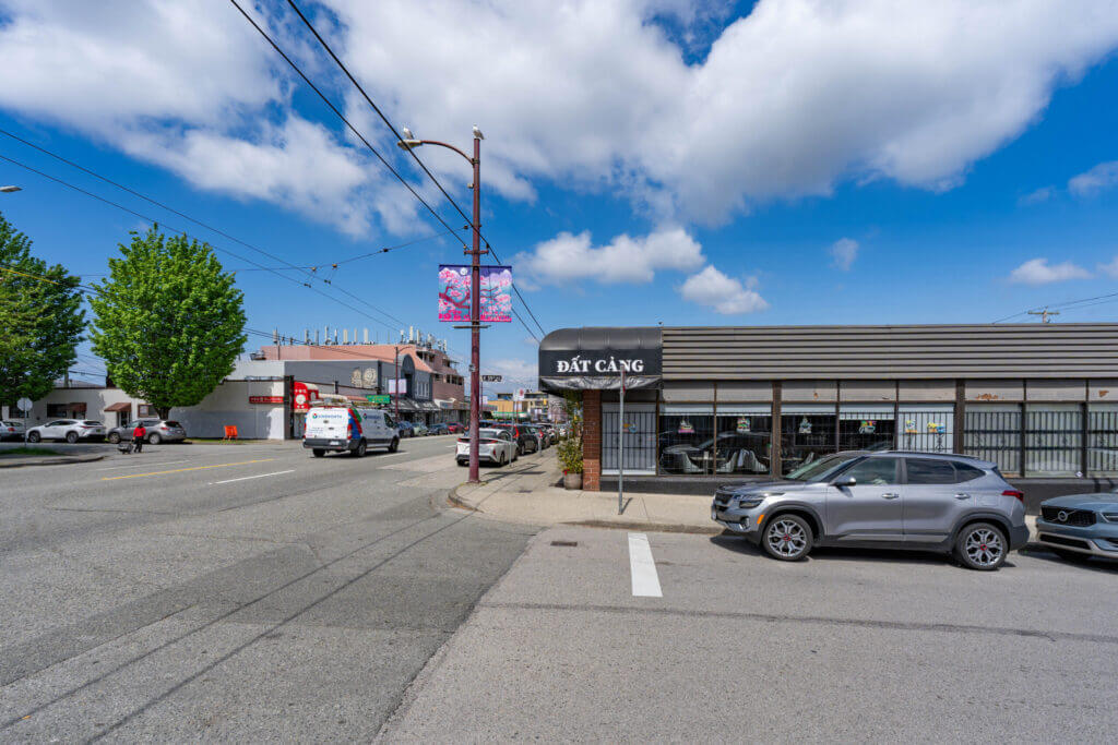 5088-5090 Victoria Dr. & 2017-2021 E. 35th Ave. other photo