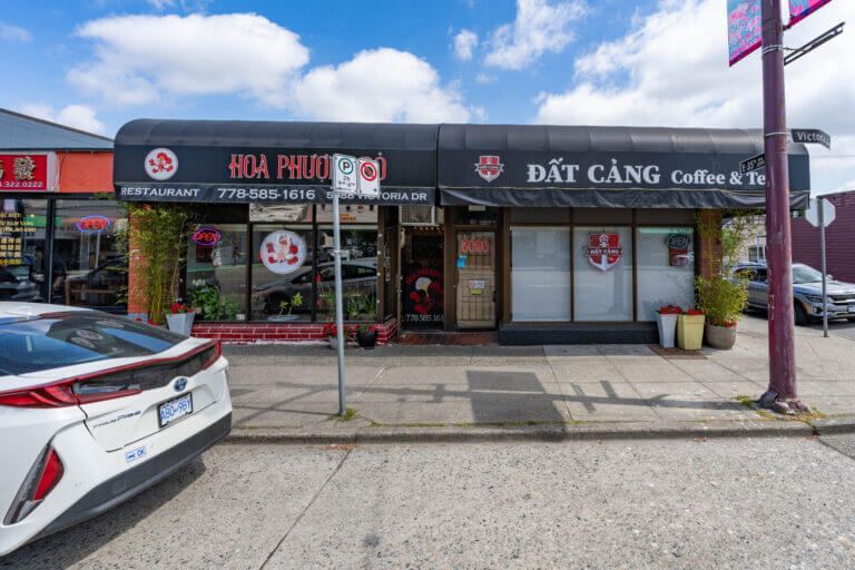 5088-5090 Victoria Dr. & 2017-2021 E. 35th Ave.