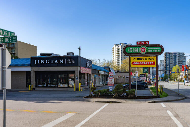 5960 Minoru Blvd