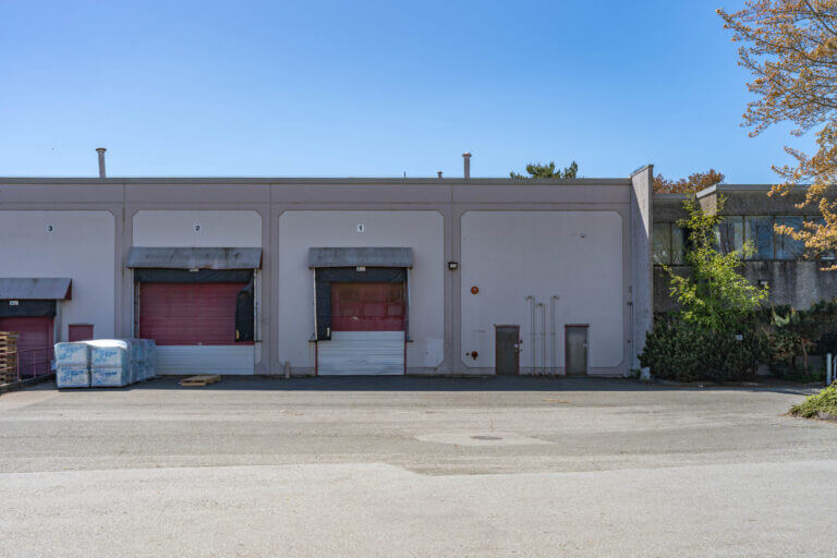 7360 River Rd.