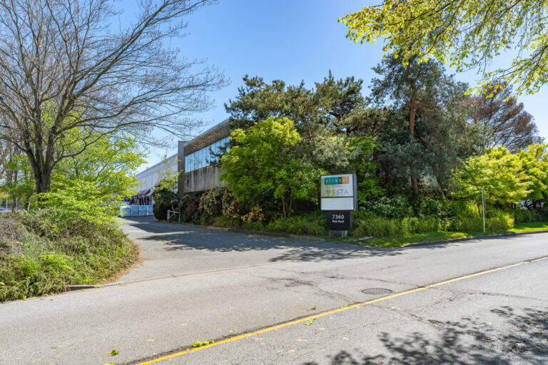 7360 River Rd.