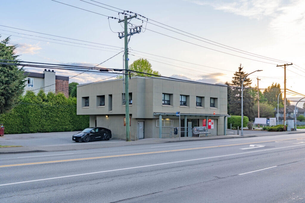 7791 Steveston Highway other photo
