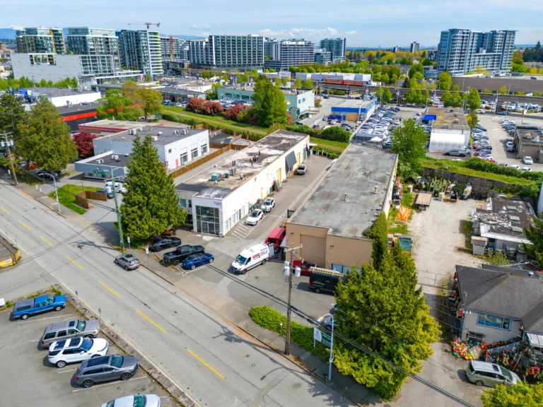 7900-7920 River Road
