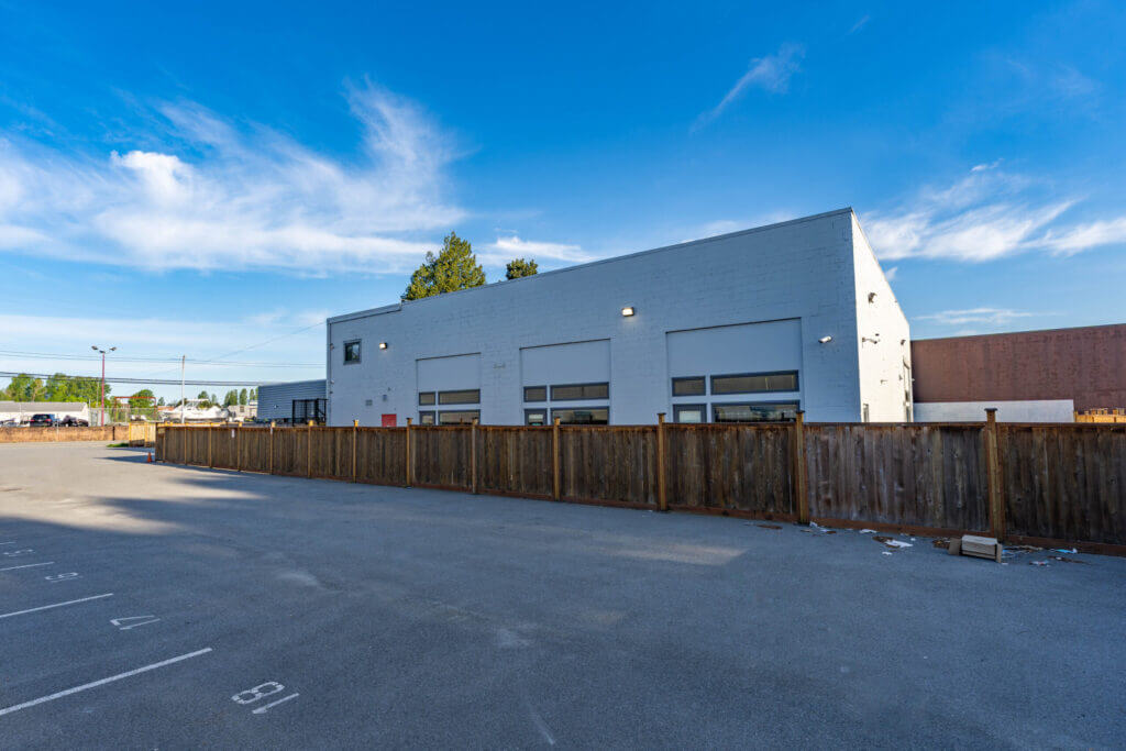 7960 River Road other photo