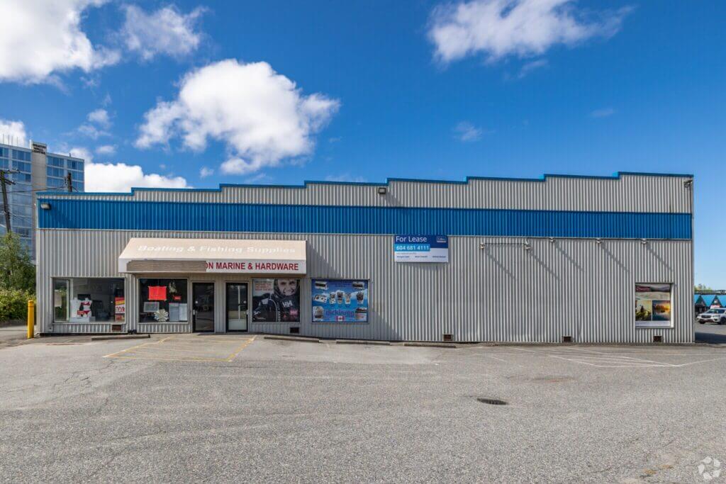 8331 River Road exterior photo