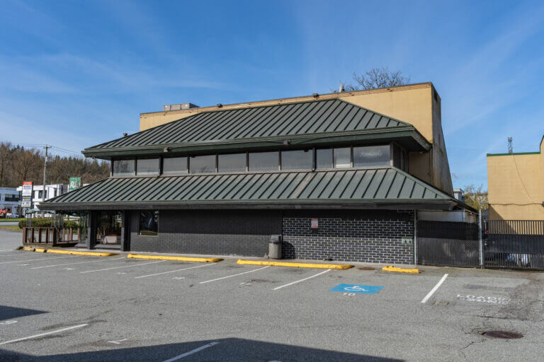Eagle Ridge Plaza