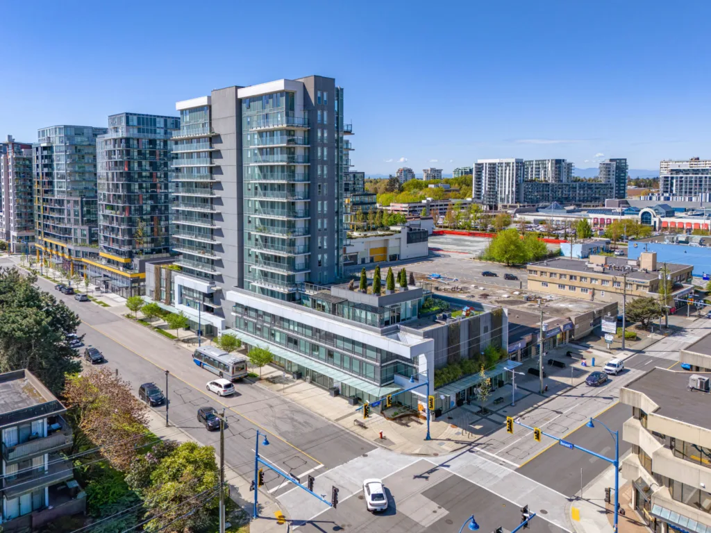 Elle Richmond other photo