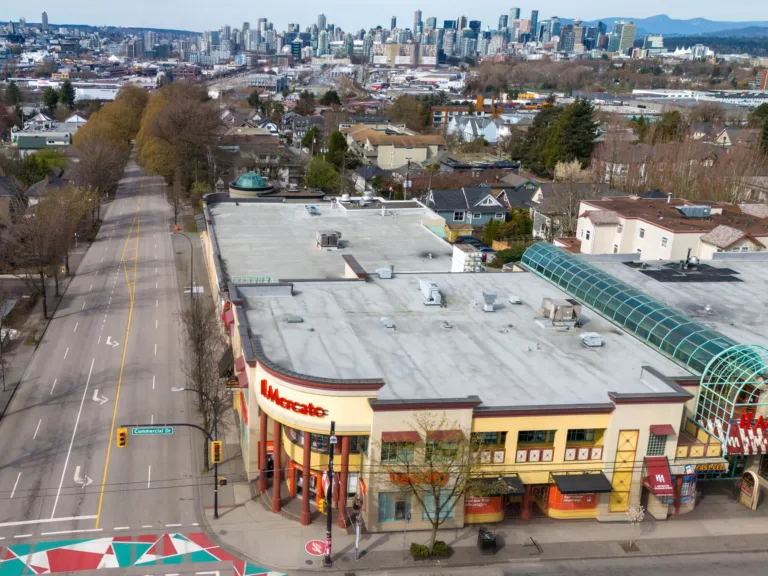 iL Mercato Shopping Centre