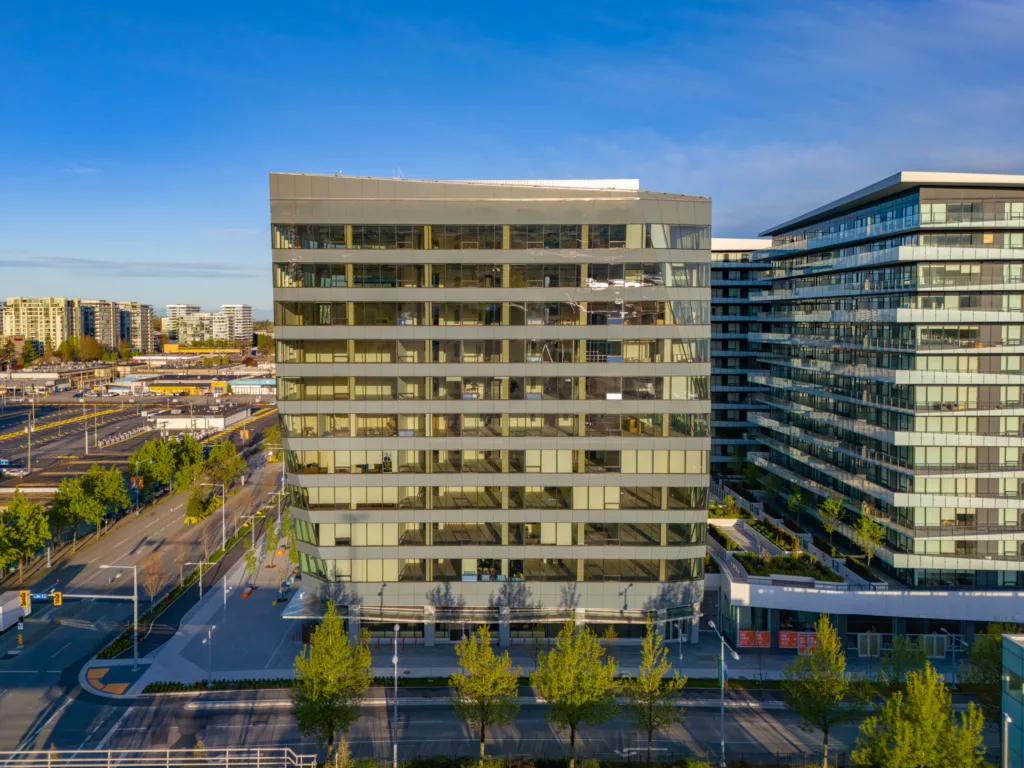 Luxe 5599 Number 3 Road other photo