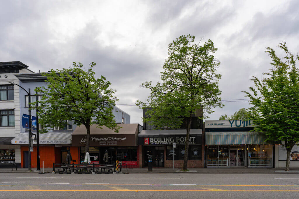 Main & King Ed other photo