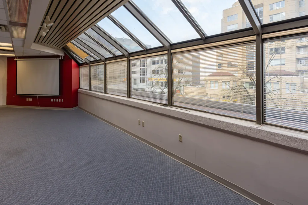 Unit 320 other photo