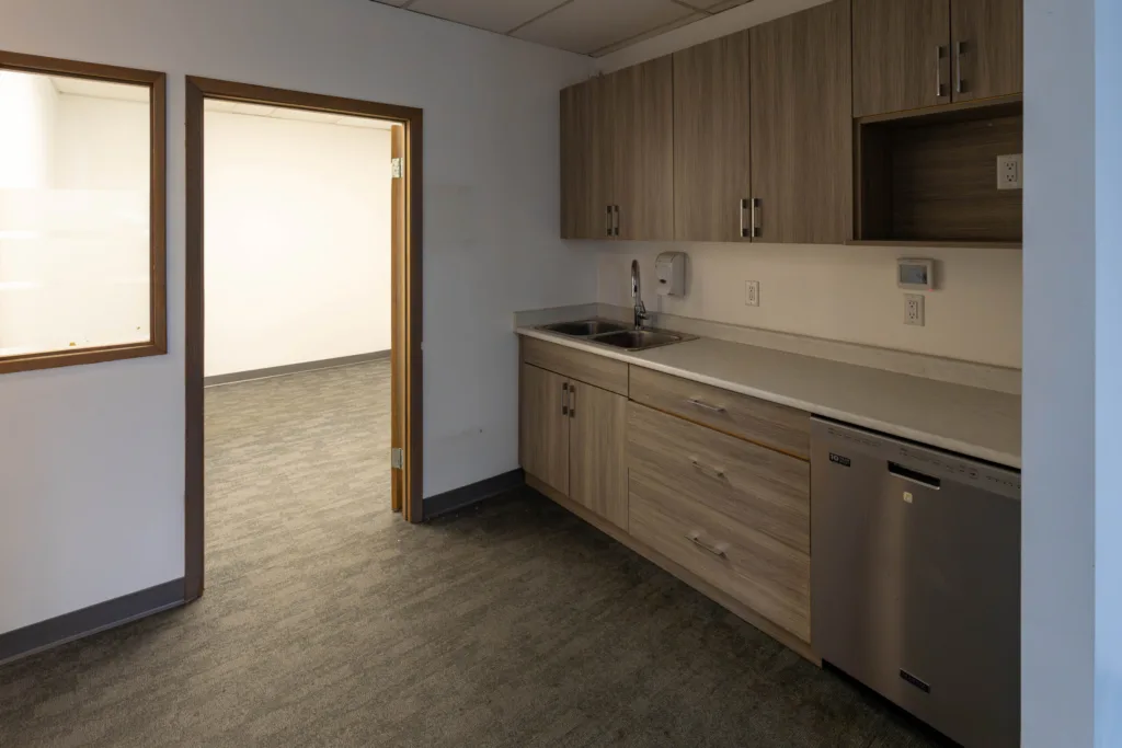 Unit 320 other photo