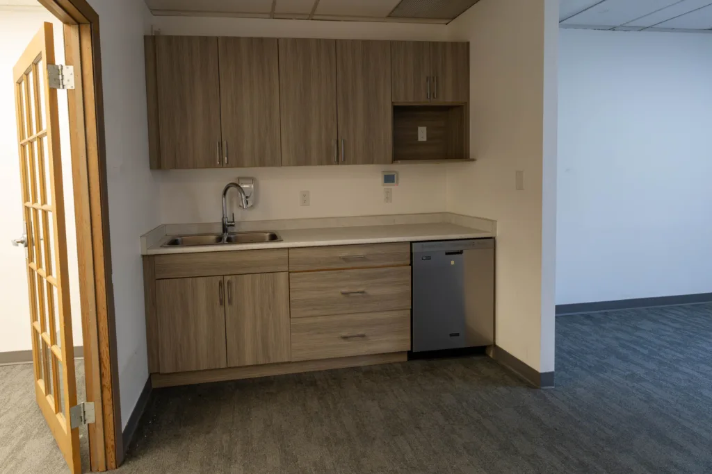 Unit 320 other photo