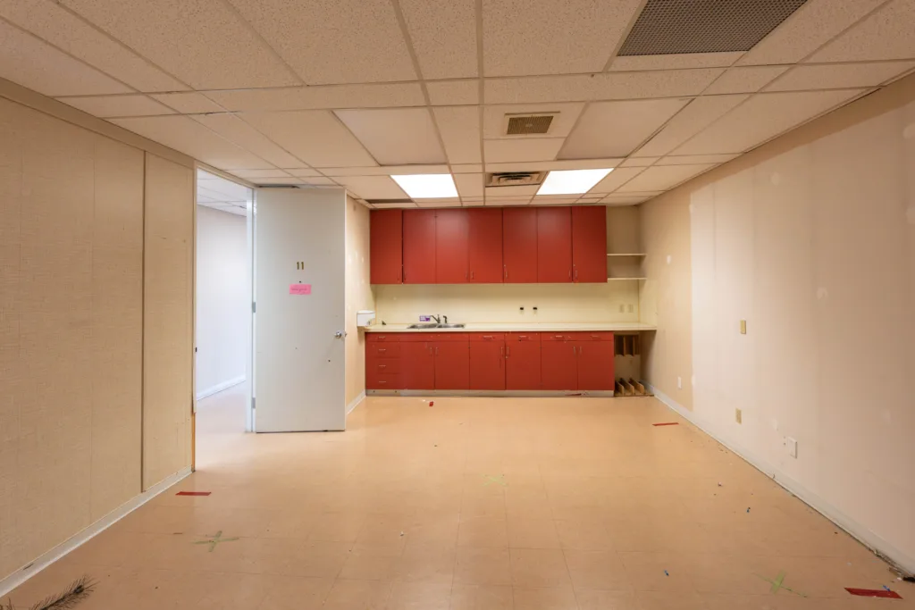 Unit 400 other photo