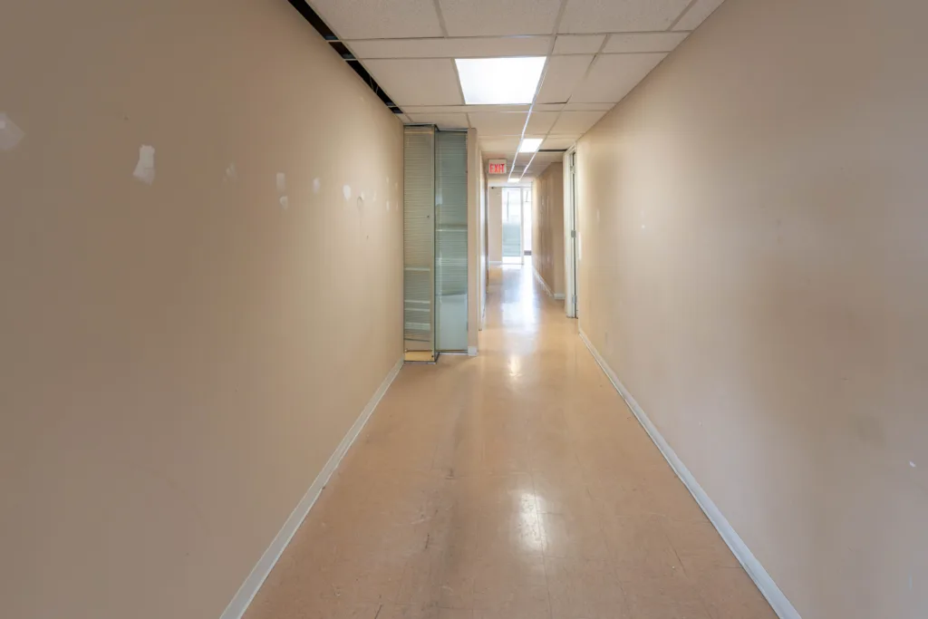 Unit 400 other photo