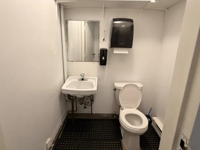 8851 Beckwith Road Unit 110 - Processing area Richmond BC