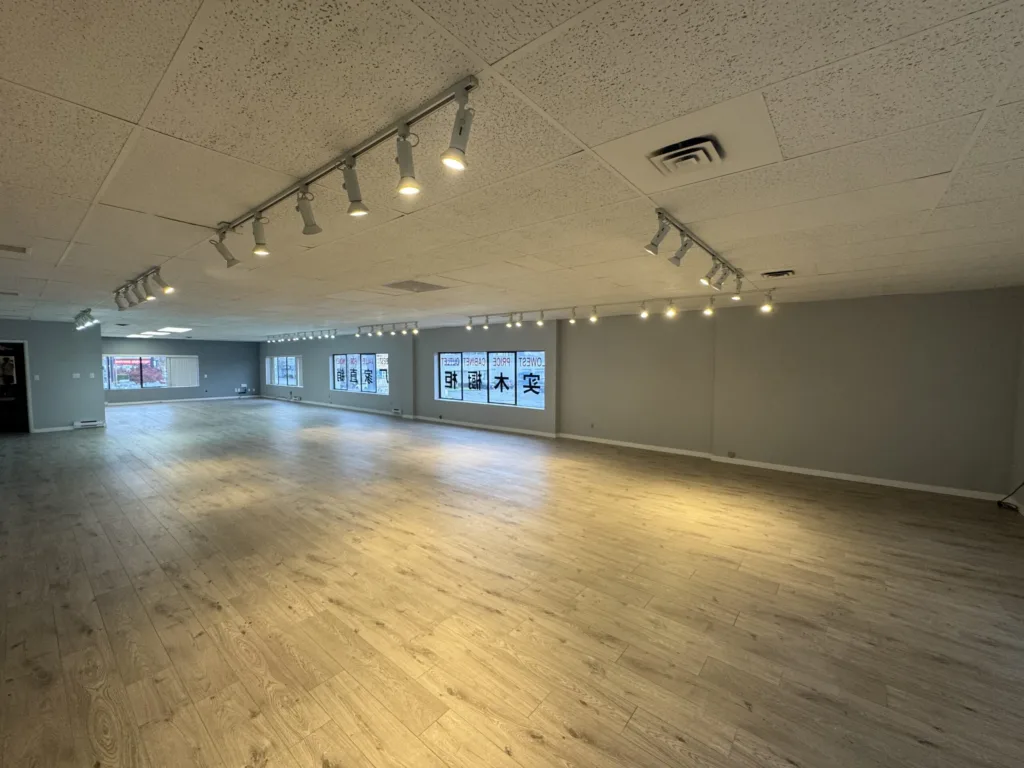 Bridgeport Place Unit 200 office layout with great Bridgeport Rd visibility