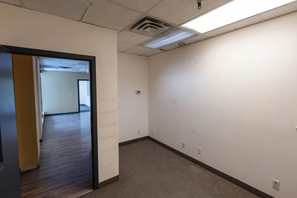 Unit 200 other photo