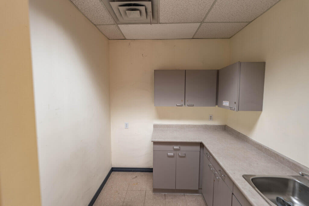 Unit 200 other photo
