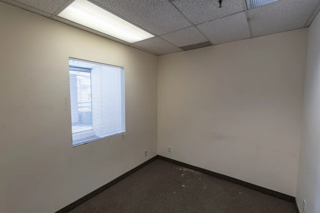 Unit 200 other photo