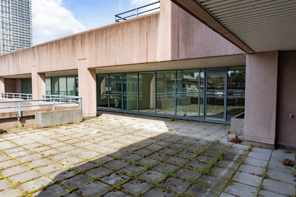 Unit 200 other photo