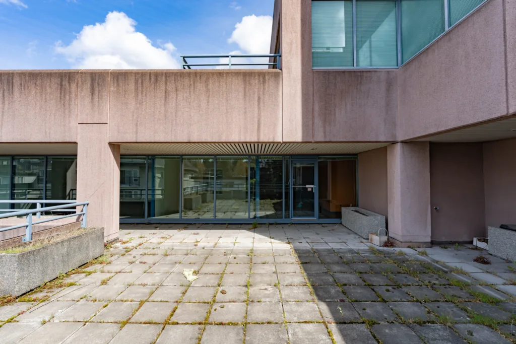 Unit 200 other photo