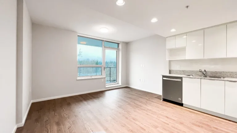 Lelem Village – University Blvd. Building