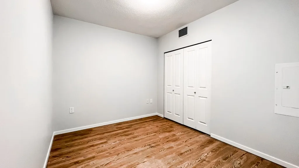 Lelem Village University Blvd bedroom with window view