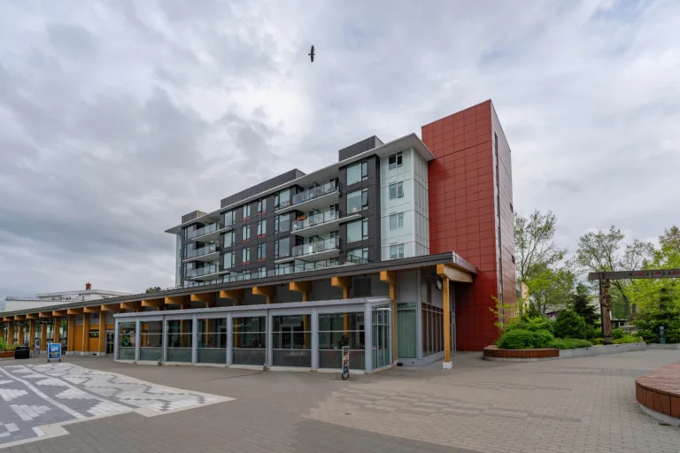 Lelem Village – University Blvd. Building