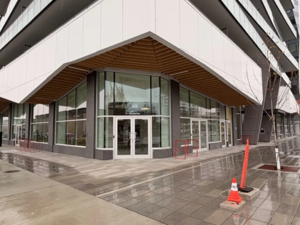 Luxe Lansdowne retail storefront with expansive glazing on Lansdowne Road Richmond BC