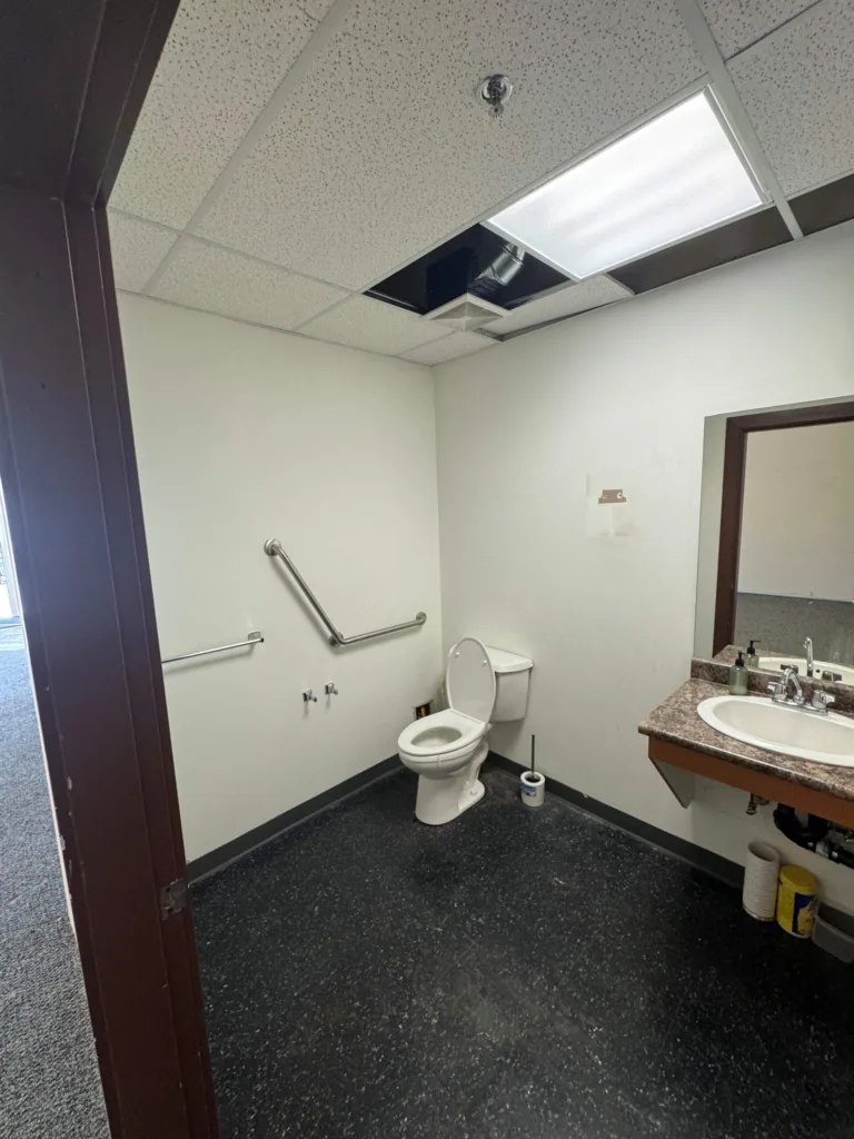 11568 Eburne Way Unit 125 accessible washroom