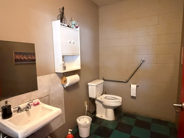 Unit 135 other photo