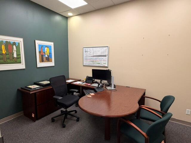 Unit 150 retail for lease — private office with desk